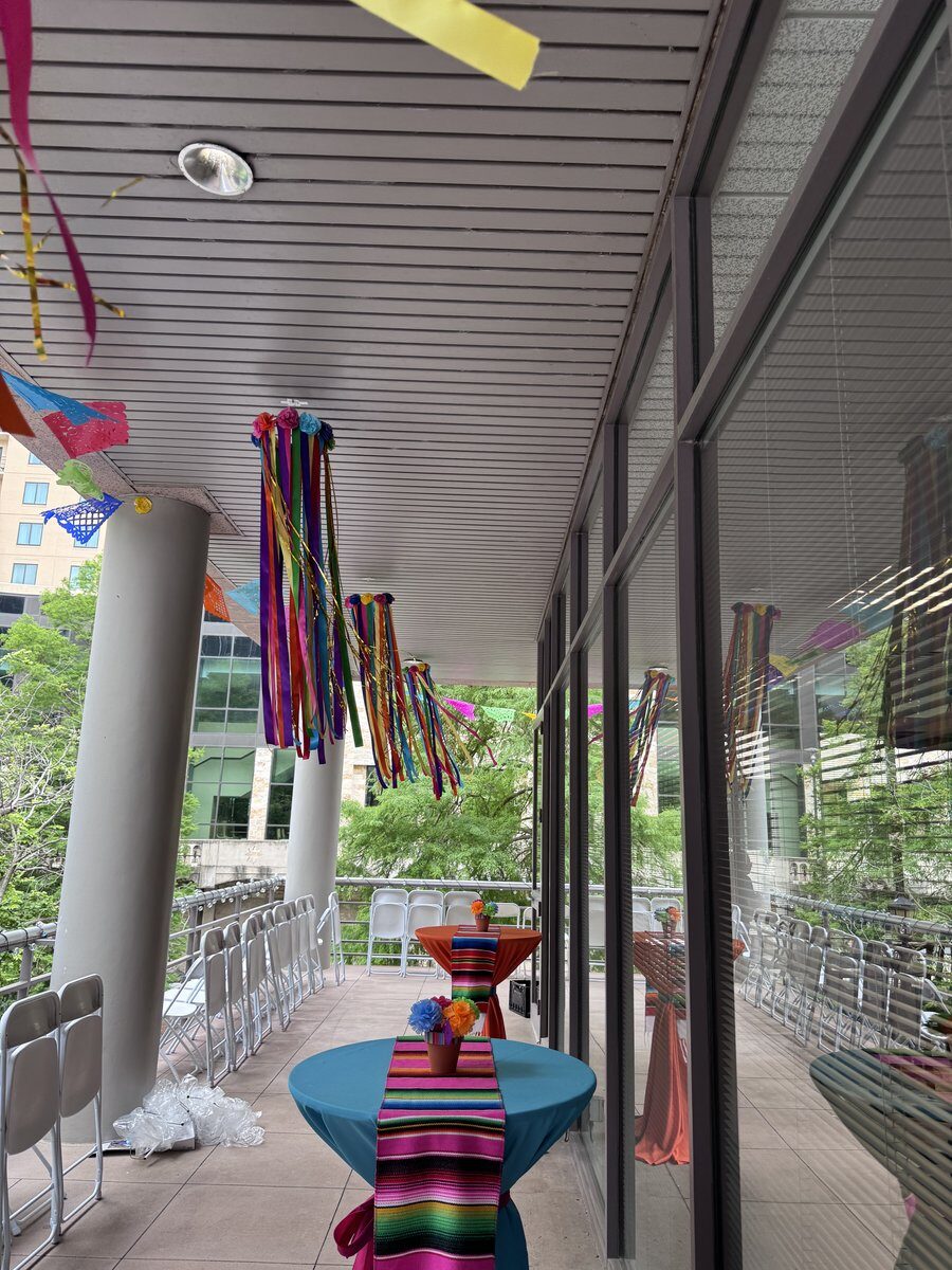 Balloon décor display for IBC Bank event in San Antonio Texas