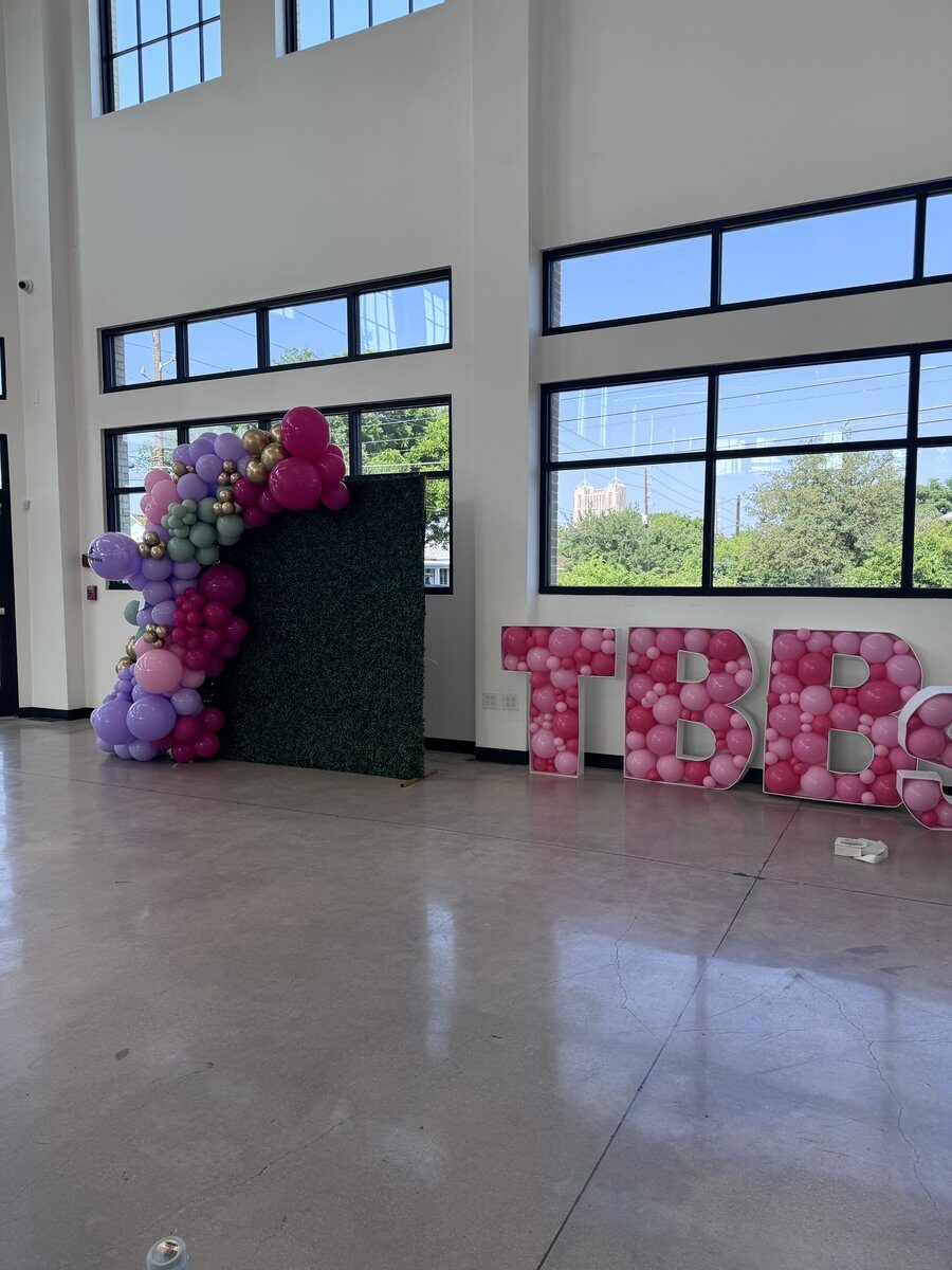 Balloon installation for TBB corporate event in San Antonio TX